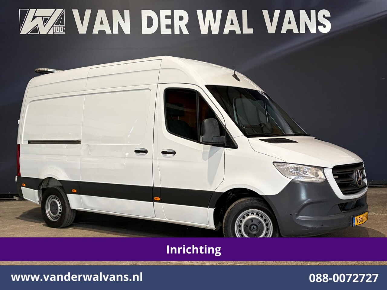 Mercedes-Benz Sprinter - 316 CDI 164pk L2H2 inrichting Euro6 Airco | Camera | Omvormer | 3500kg Trekhaak | Apple Ca - AutoWereld.nl