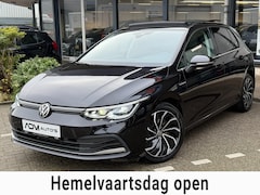 Volkswagen Golf - 1.5 TSI STYLE l ACC l XENON l PANO