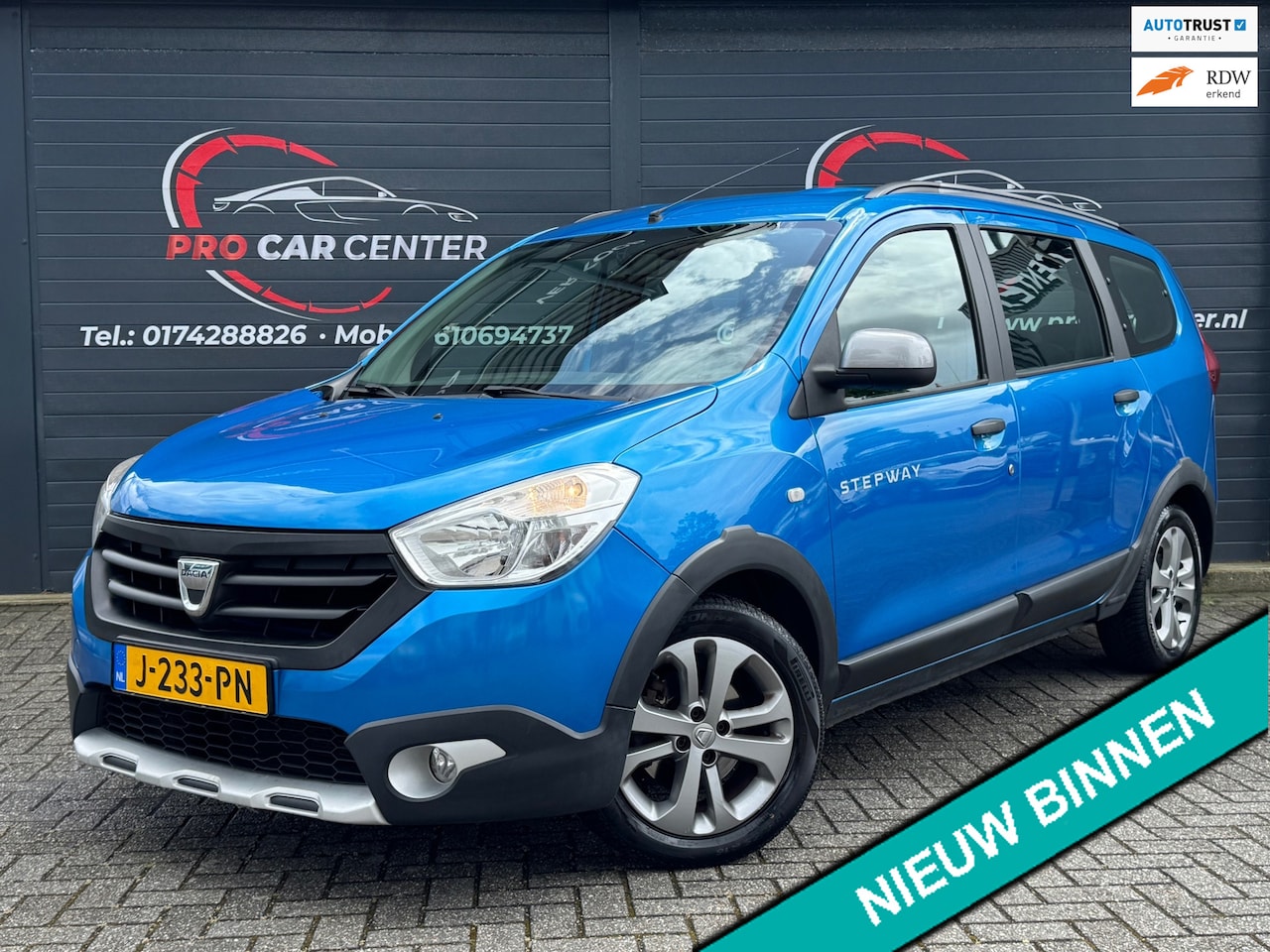 Dacia Lodgy - 1.2 TCe Stepway 7p.AIRCO|CRUISE|NAVI|PDC|EL.RAMEN|APK|LMV - AutoWereld.nl
