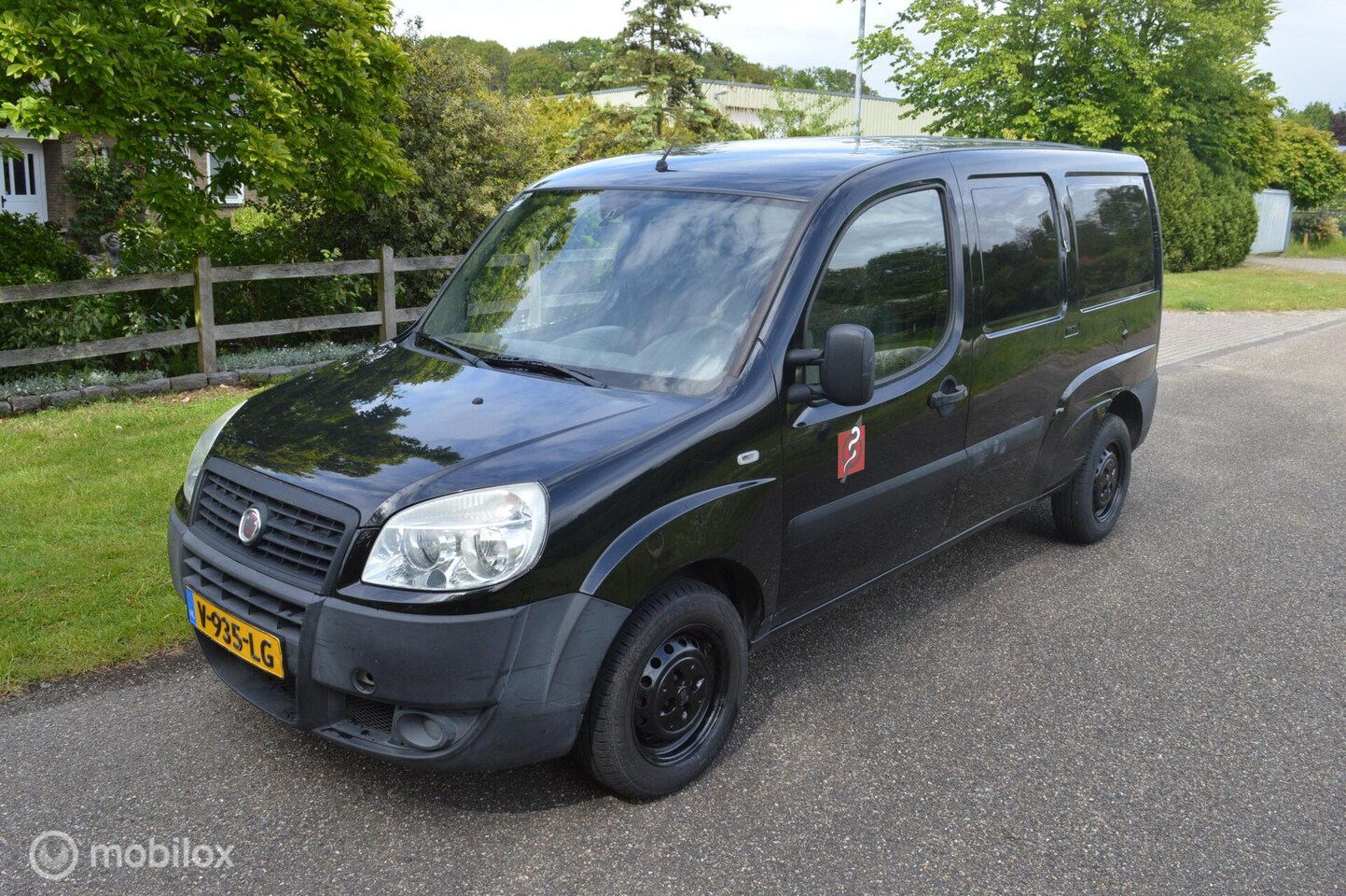 Fiat Doblò Cargo - 1.4 Basis Maxi BENZINE BESTELWAGEN - AutoWereld.nl