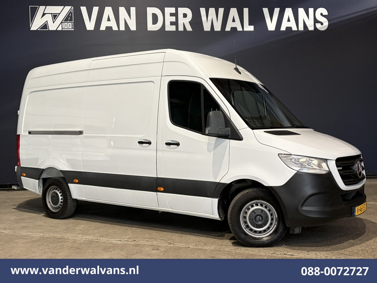 Mercedes-Benz Sprinter - 316 CDI 163 pk L2H2 Euro6 Airco | 2800kg Trekhaak | Camera | Apple Carplay | Parkeersensor - AutoWereld.nl