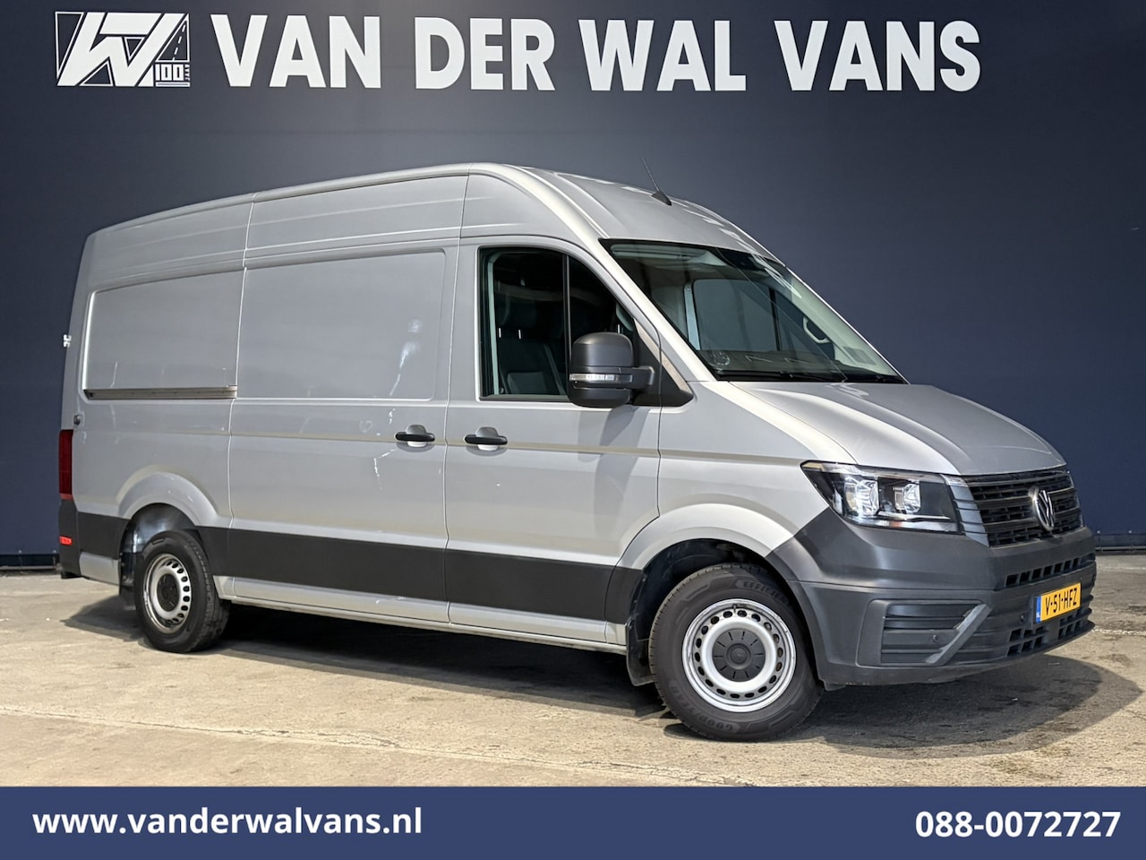 Volkswagen Crafter - 2.0 TDI 140pk L3H3 L2H2 Euro6 Airco | Camera | Apple Carplay | Cruisecontrol Android Auto, - AutoWereld.nl