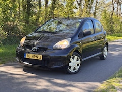 Toyota Aygo - 1.0-12V Access | Nieuwe APK Nu € 1.750,