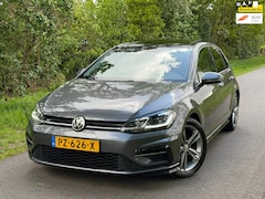 Volkswagen Golf - 1.0 TSI Highline Business |R-Line | Pano | Virtual | DSG | ACC |