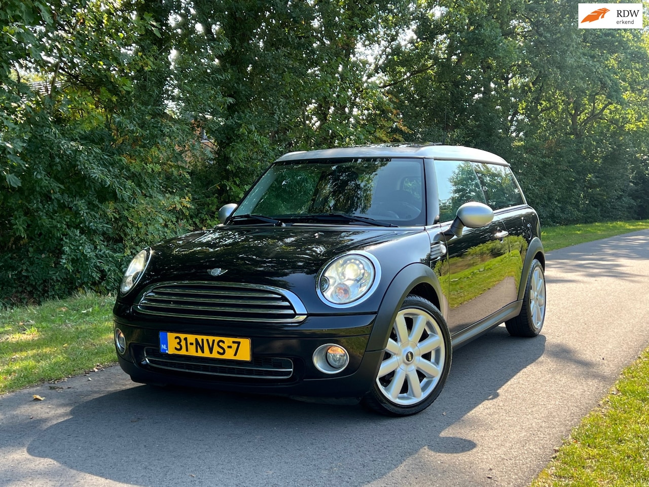 MINI Clubman - Mini 1.6 Cooper Chili Panoramadak +Cruise + Airco - AutoWereld.nl