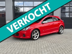 Opel Astra GTC - 1.8 Sport/GTC/Recaro st/Stoelverwaming/Netjes