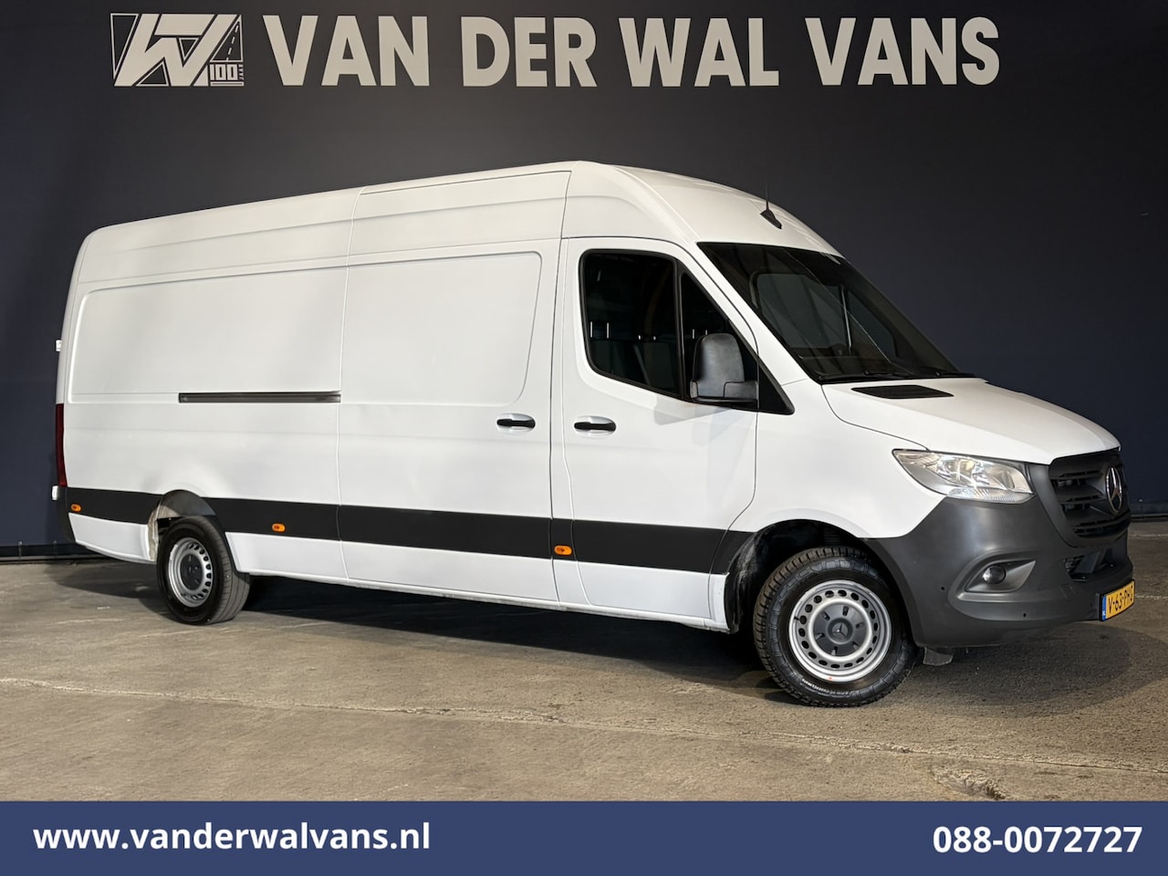 Mercedes-Benz Sprinter - 317 CDI 170pk L3H2 Euro6 Airco | Camera | Navigatie | Apple Carplay | Parkeersensoren Andr - AutoWereld.nl