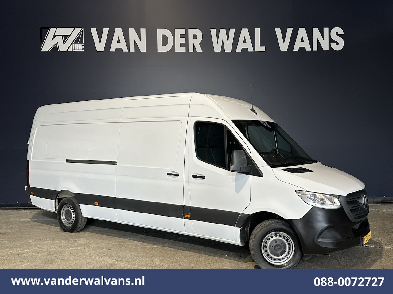 Mercedes-Benz Sprinter - 315 CDI 150pk L3H2 Euro6 Airco | Navigatie | Camera | Chauffeursstoel Bijrijdersbank - AutoWereld.nl