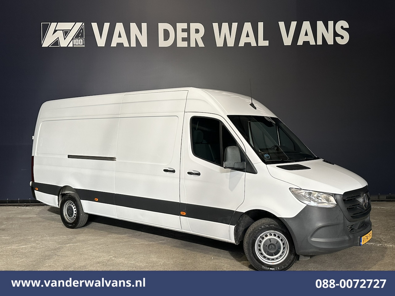 Mercedes-Benz Sprinter - 317 CDI 170pk L3H2 Euro6 Airco | Camera | Apple Carplay | Android Auto Bijrijdersbank - AutoWereld.nl