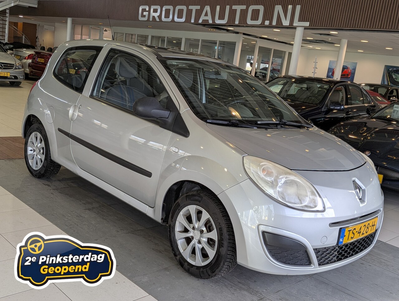 Renault Twingo - 1.2 Dynamique Panoramadak, Airco, Isofix, Stuurbekrachtiging - AutoWereld.nl