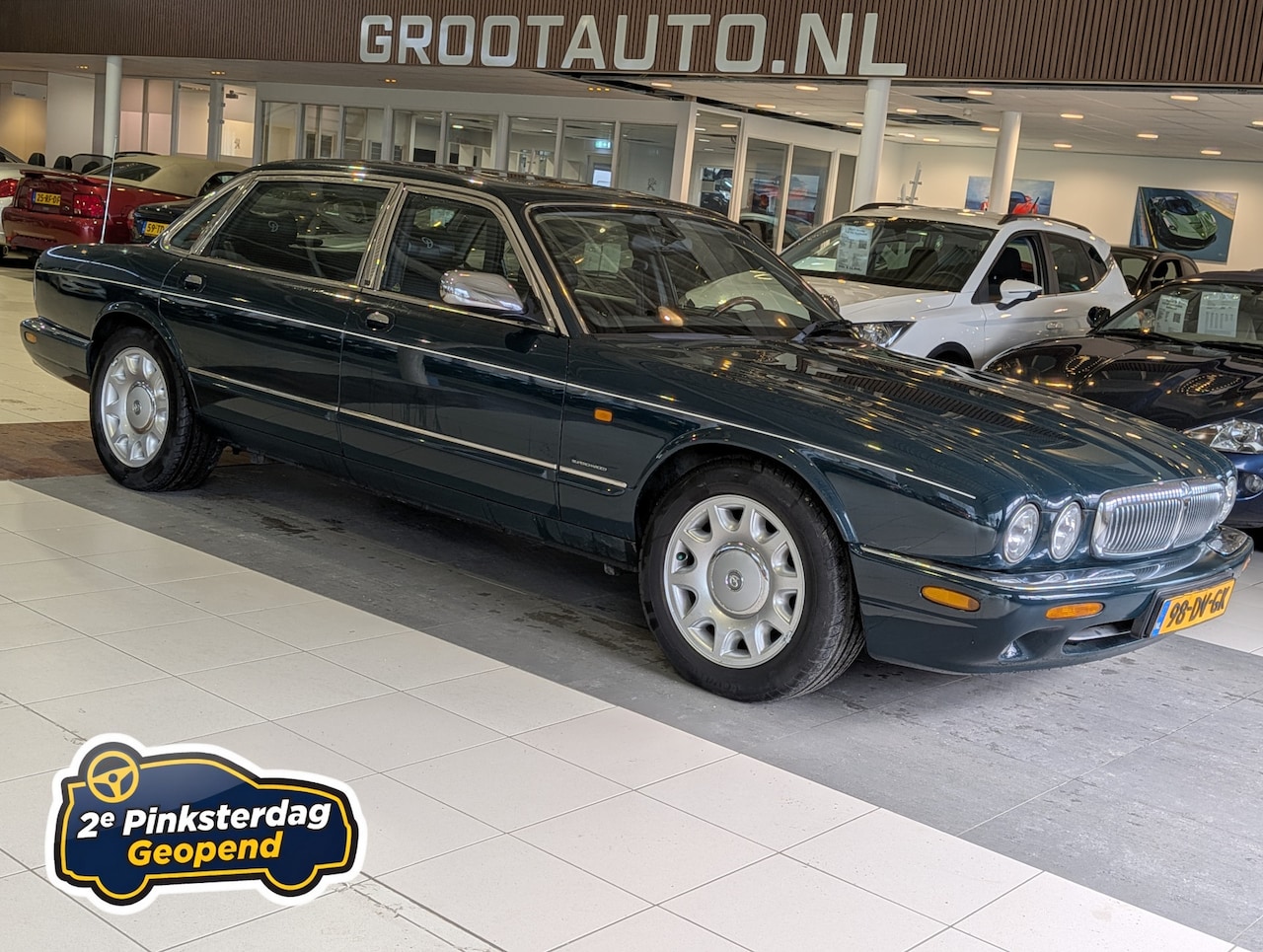 Daimler Super V8 - 4.0 Automaat Airco, Cruise Control, Stuurbekrachtiging - AutoWereld.nl