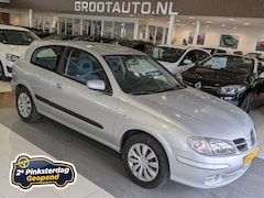 Nissan Almera - 1.5 Luxury Airco, Trekhaak, Stuurbekrachtiging
