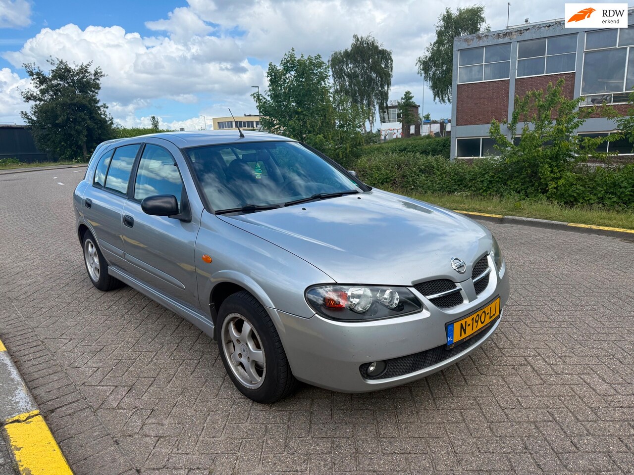 Nissan Almera - 1.5 Acenta 1.5 Acenta - AutoWereld.nl