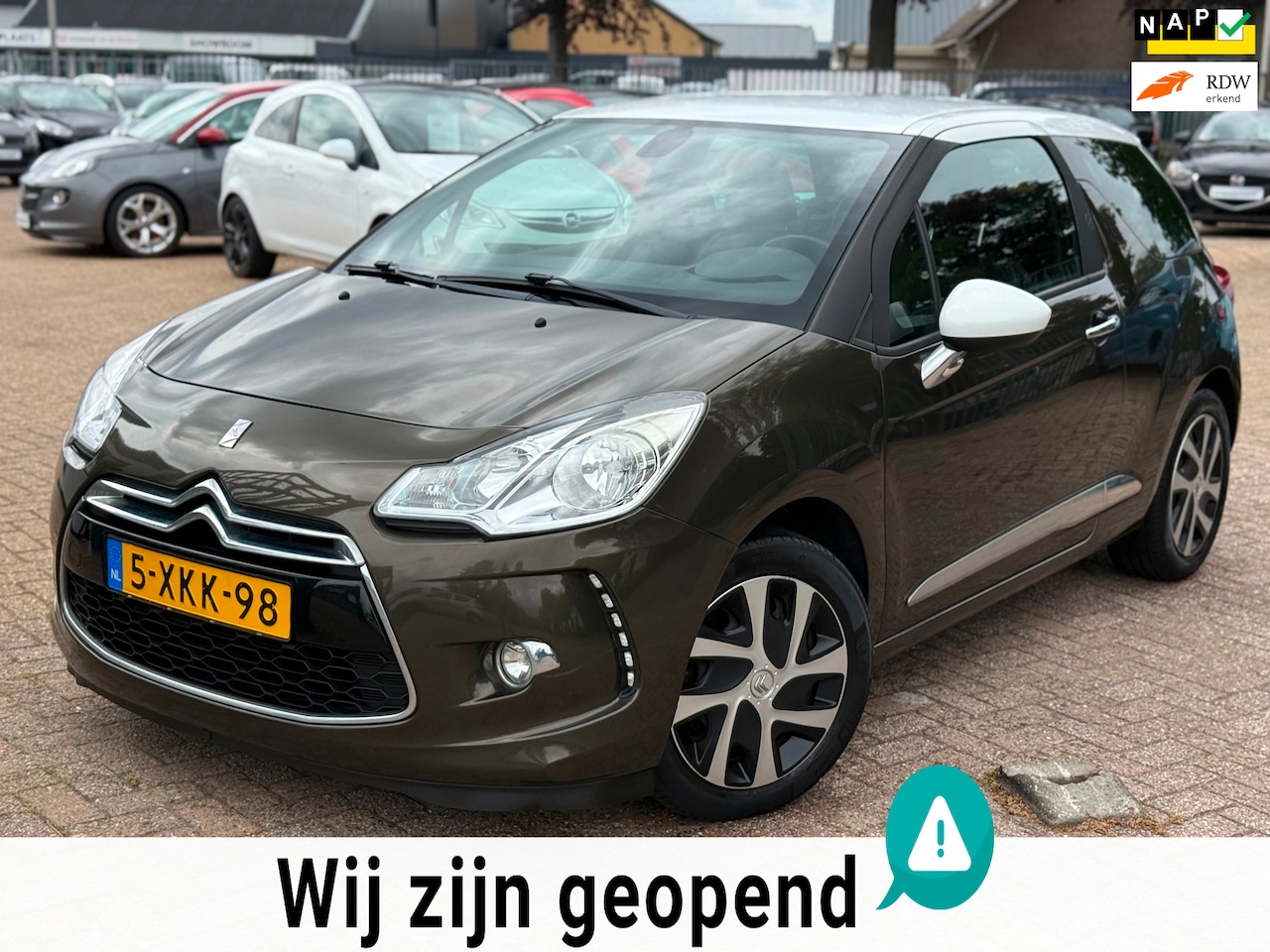 Citroën DS3 - 1.2 VTi So Chic NAVIGATIE CLIMA CRUISE CTRL PDC NIEUWE APK - AutoWereld.nl