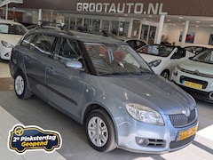Skoda Fabia Combi - 1.2-12V Ambiente Airco, Cruise Control, Trekhaak, Stuurbekrachtiging