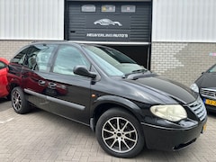 Chrysler Voyager - 3.3i V6 SE Luxe | Automaat | Airco | 7 Persoons