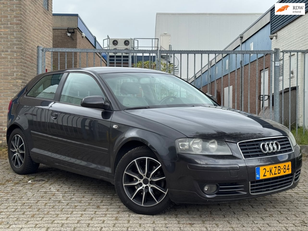 Audi A3 - 2.0 FSI Attraction Airco inruilkoopje - AutoWereld.nl