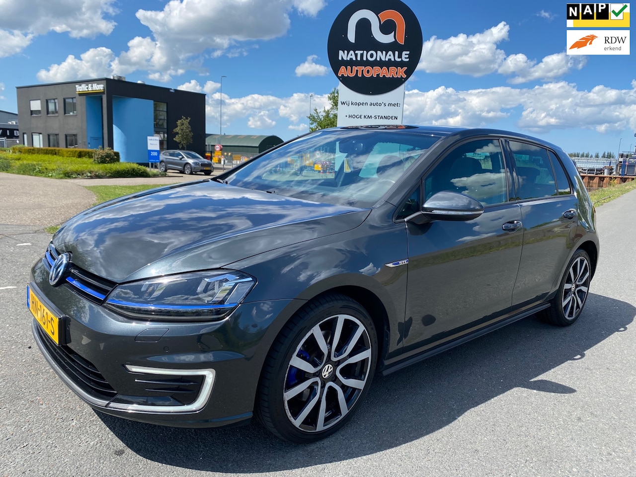 Volkswagen Golf - 2015 * 1.4 TSI GTE Highline * MEGATRONIC DEFECT !! - AutoWereld.nl