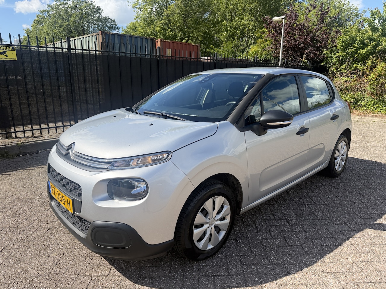 Citroën C3 - 1.2 PureTech Live 5 Drs Cruise/StrBkr - AutoWereld.nl