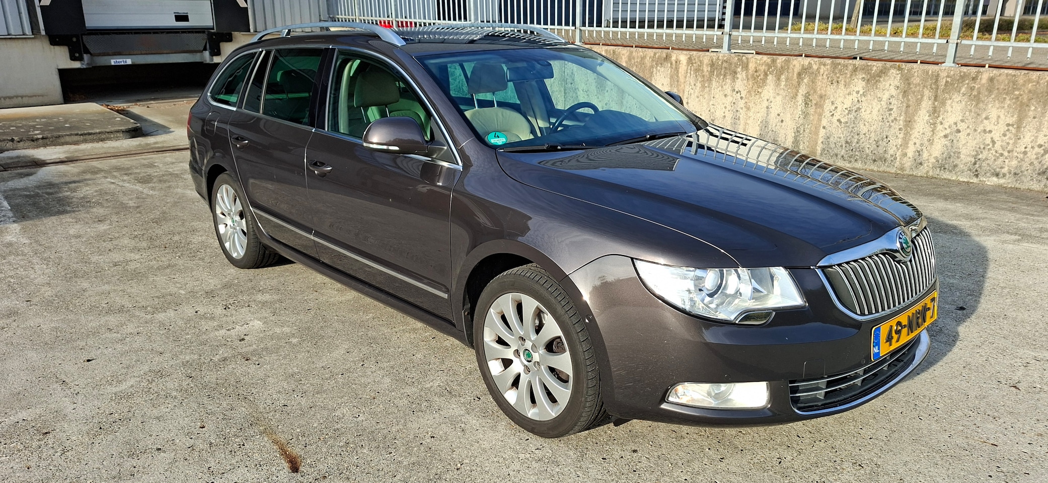 Skoda Superb Combi - 1.8 TSI Elegance Business Line - AutoWereld.nl