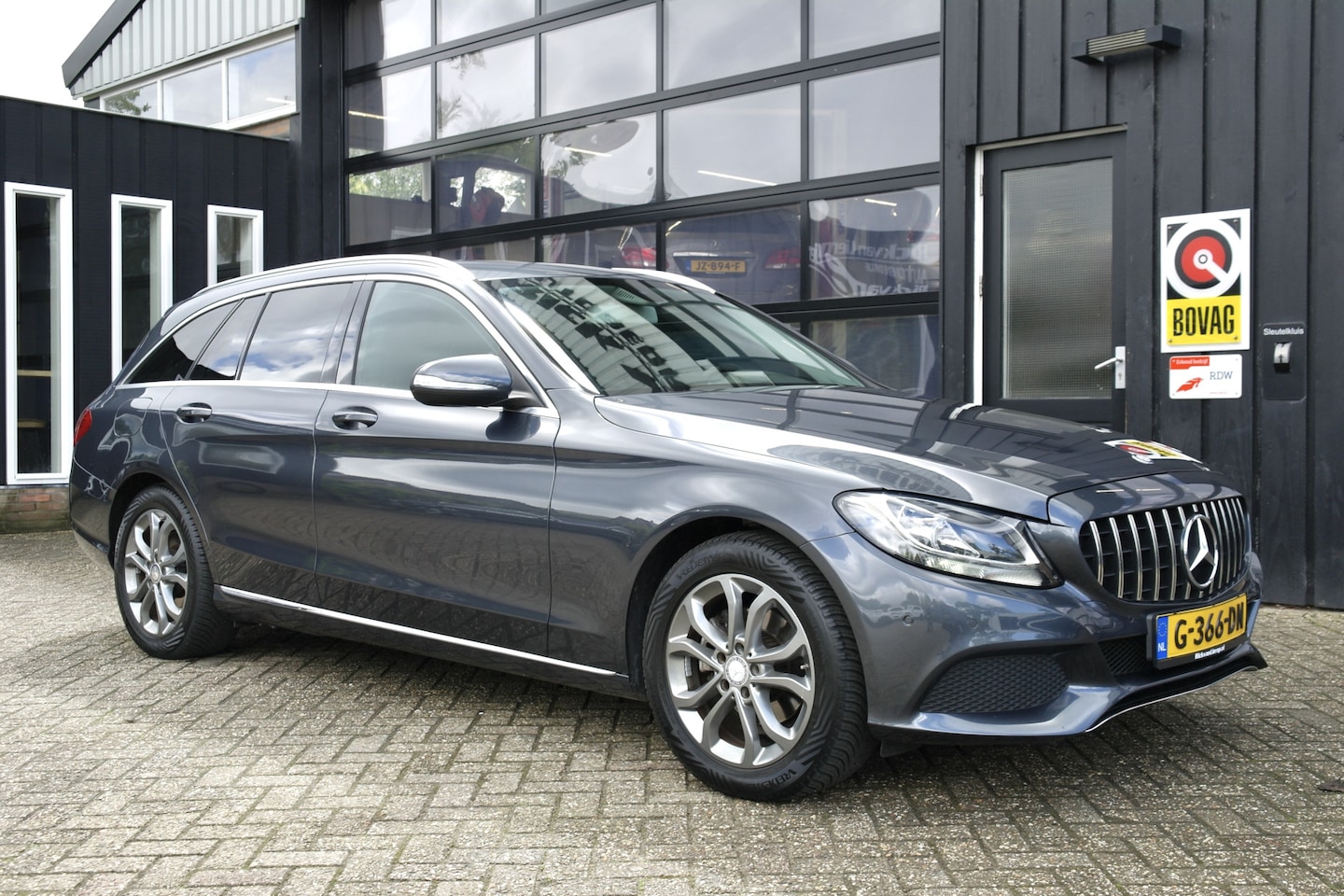 Mercedes-Benz C-klasse Estate - 180 Prestige | Cruise | Navi | Half-Leder | 17'' - AutoWereld.nl