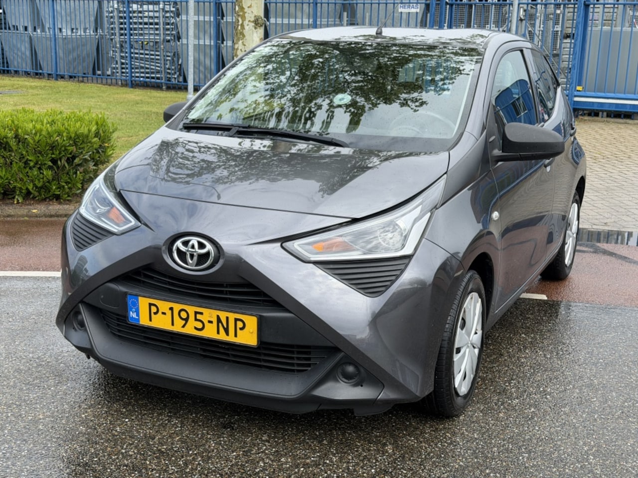 Toyota Aygo - 1.0 VVT-i x-fun 1.0 VVT-i x-fun - AutoWereld.nl