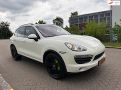 Porsche Cayenne - 4.8 S