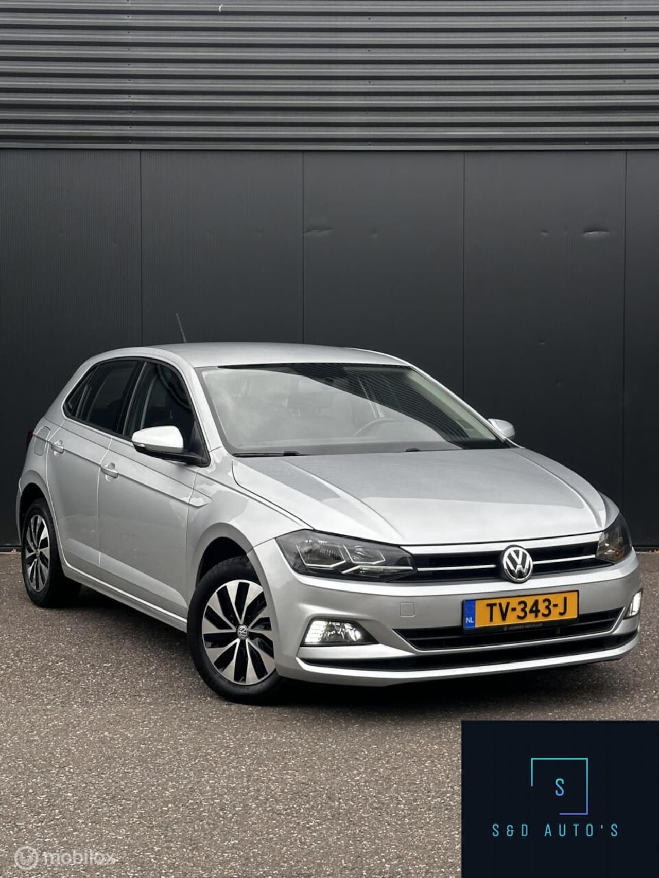 Volkswagen Polo - 1.0 TSI Comfortline / AUTOMAAT - AutoWereld.nl