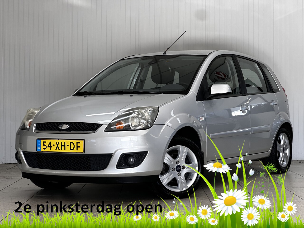 Ford Fiesta - 1.3-8V Futura/ APK 05-2027!/ Trekhaak/ 5-Drs/ Airco/ 15'' LMV/ C.V. Afstand/ Boordcomp./ E - AutoWereld.nl