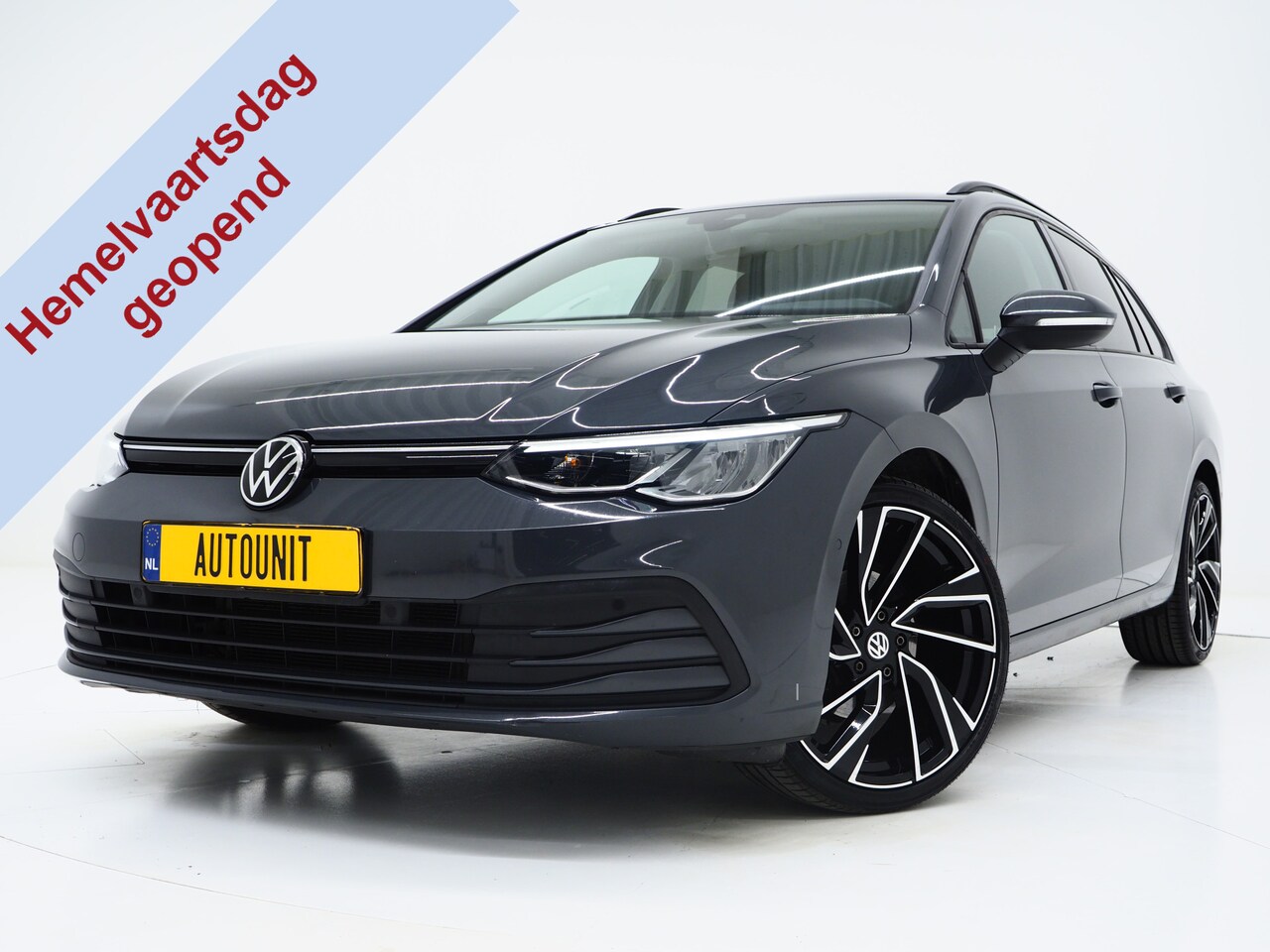 Volkswagen Golf Variant - 1.0 TSI | Sportstoelen | Adaptive Cruise | Camera | Dodehoek | Stoelverwarming | DAB | Car - AutoWereld.nl