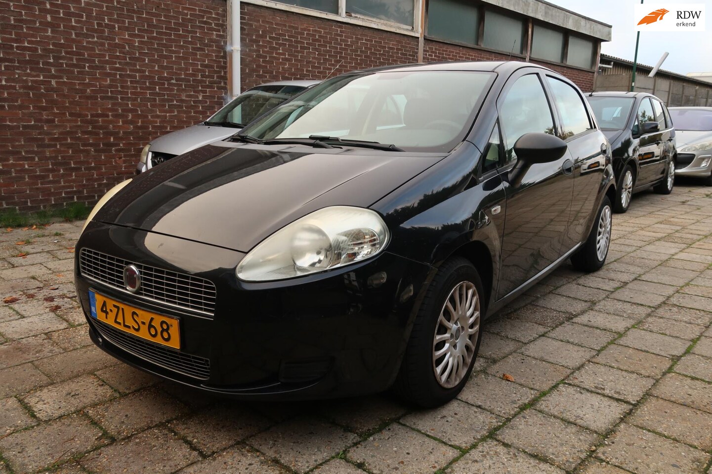 Fiat Grande Punto - 1.4 Actual *Rijklaarprijs *Airco *Onderhouden - AutoWereld.nl
