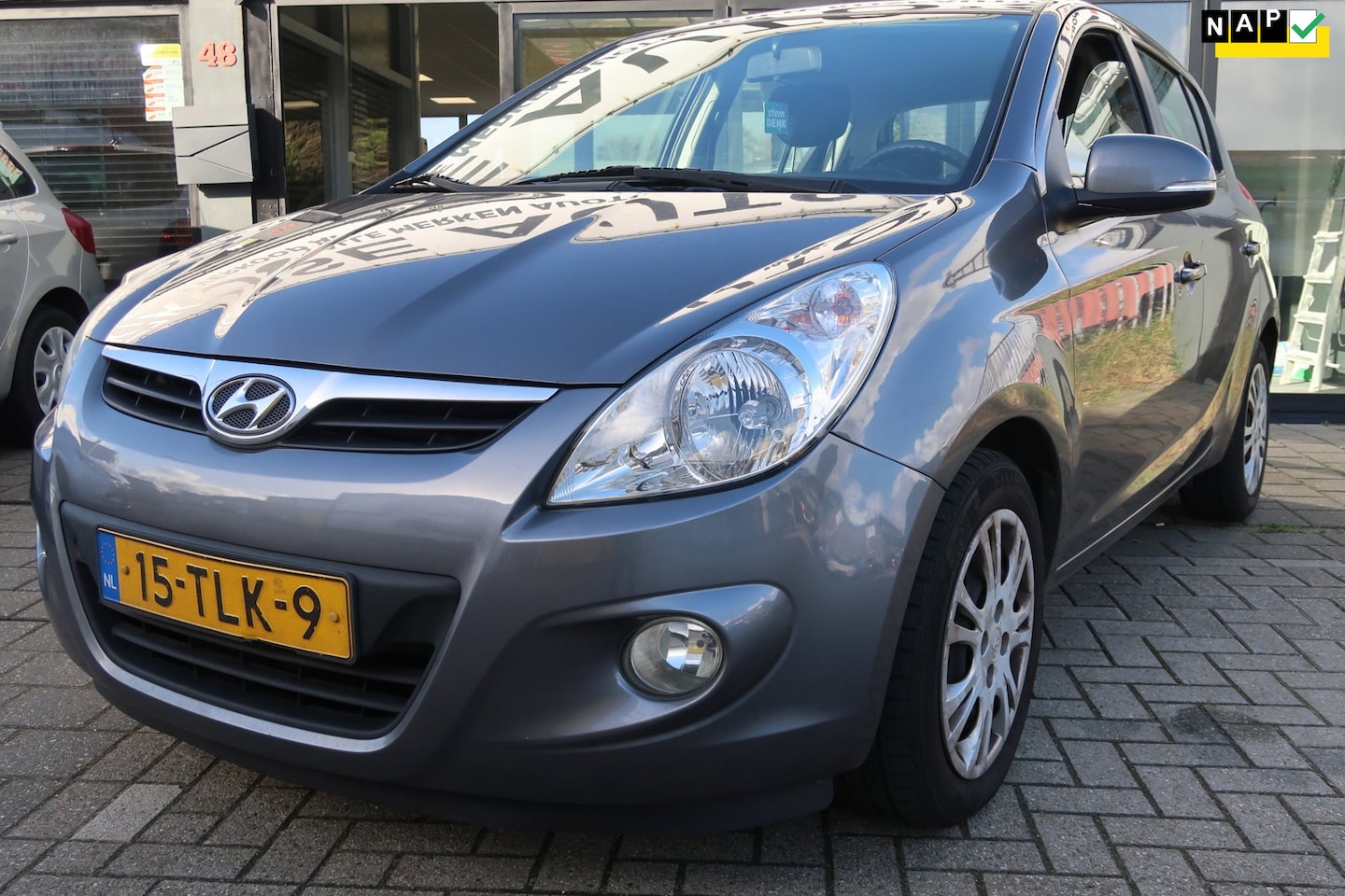 Hyundai i20 - 1.2i Plus *Rijklaarprijs *Airco *NAP - AutoWereld.nl