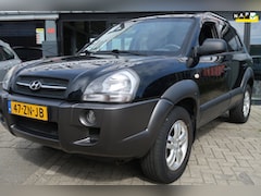 Hyundai Tucson - 2.0i Dynamic *Rijklaarprijs *Volledig Dealeronderhouden *1e Eigenaar
