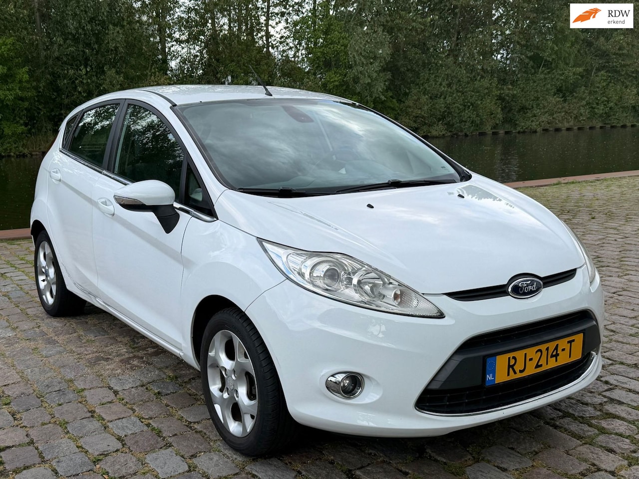Ford Fiesta - 1.25 Trend airco elektrische ramen cv op afs - AutoWereld.nl