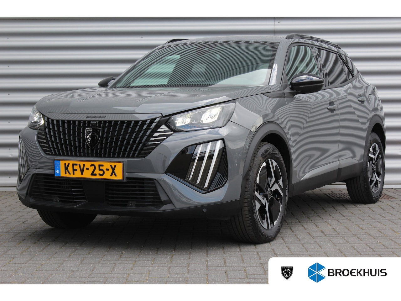 Peugeot 2008 - 1.2 HYBRID 145PK ALLURE AUTOMAAT / NAVI / LEDER / CLIMA / LED / PDC / 17" LMV / KEYLESS / - AutoWereld.nl