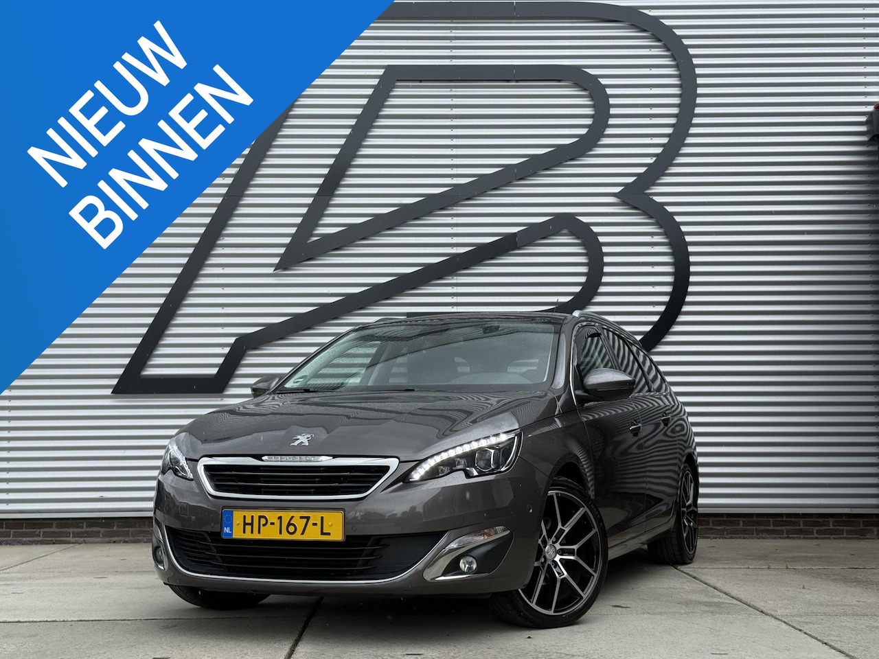 Peugeot 308 SW - 1.2 PureTech Blue Lease Premium 2e Eigenaar|Navi|Pano|Camera|Leder|Stoelverwarming|PDC|N.A - AutoWereld.nl