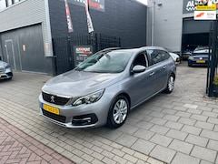 Peugeot 308 SW - 1.2 PureTech Blue Lease Executive 2e Eig Airco NAP APK