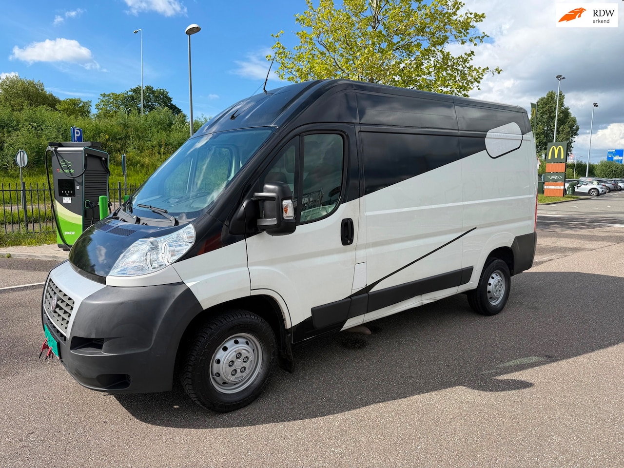 Fiat Ducato - 35L 2.3 MultiJet MH2 Gran Volume!AIRCO!ELECKTRISH RAAM&SPIEGEL!CRUIS CONTROLE!TREKHAAK!BQN - AutoWereld.nl