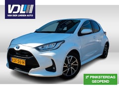 Toyota Yaris - 1.5 Hybrid 115 Executive Automaat l Parkeersensoren l Stoelverwarming l Lendesteun l LM ve