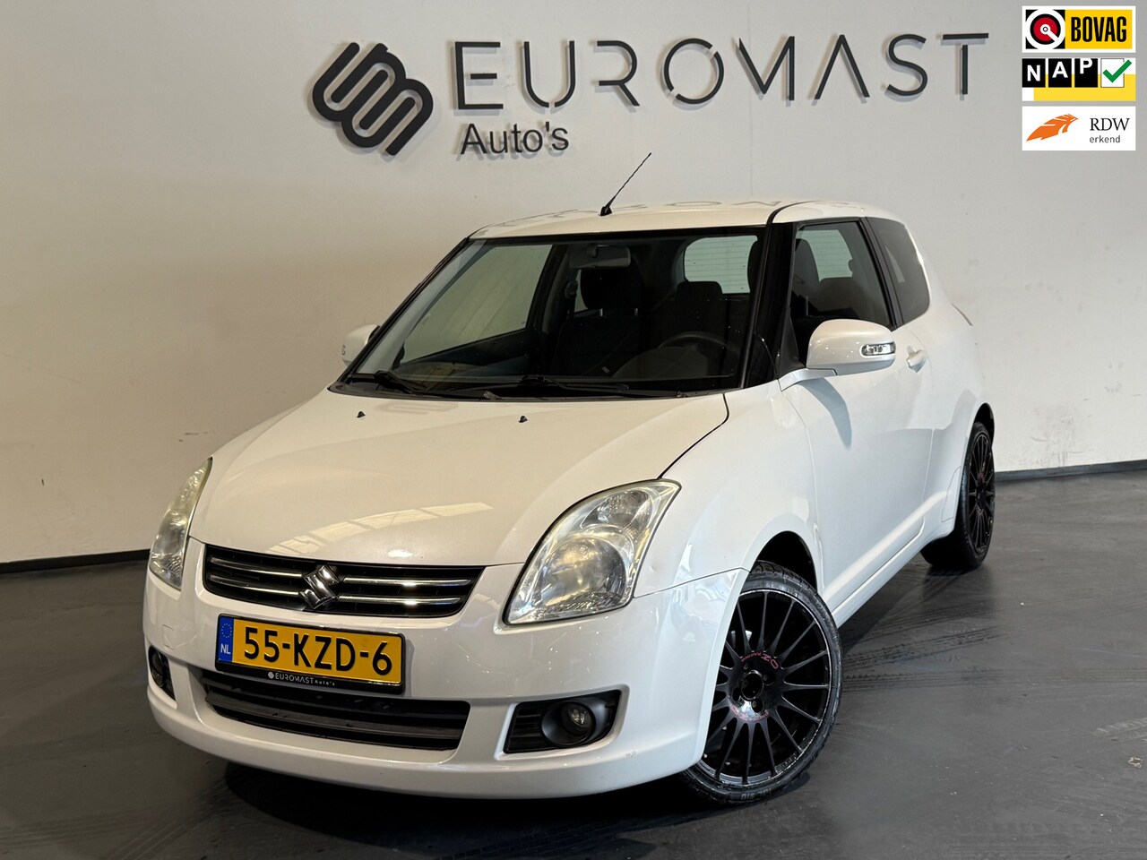 Suzuki Swift - 1.3 Limited Airco Stoelverwarming Nieuwe Apk - AutoWereld.nl