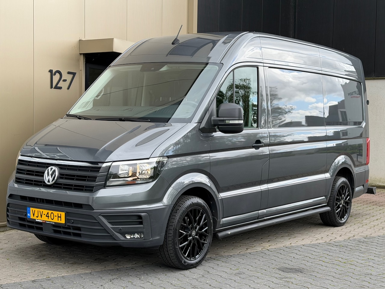 Volkswagen Crafter - 35 2.0 TDI L3H3|carplay|140pk|Automaat - AutoWereld.nl