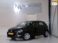 Volkswagen Polo - 1.2 Comfortline Stoelverwarming Parkeersensoren Climatronic Navigatie Bluetooth Lichtmetal