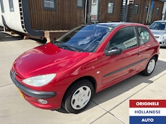 Peugeot 206 - 1.4 Gentry Automaat Airco Trekhaak