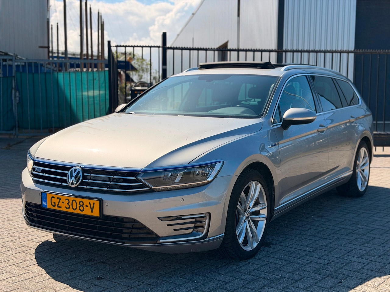 Volkswagen Passat Variant - 1.4 TSI GTE Highline Pano Clima Navi Voll - AutoWereld.nl