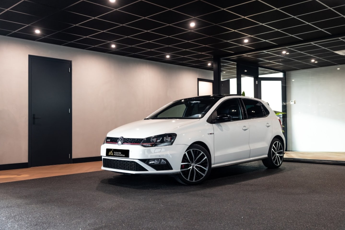 Volkswagen Polo - 1.8 TSI GTI | Pano | Navi | Led | - AutoWereld.nl