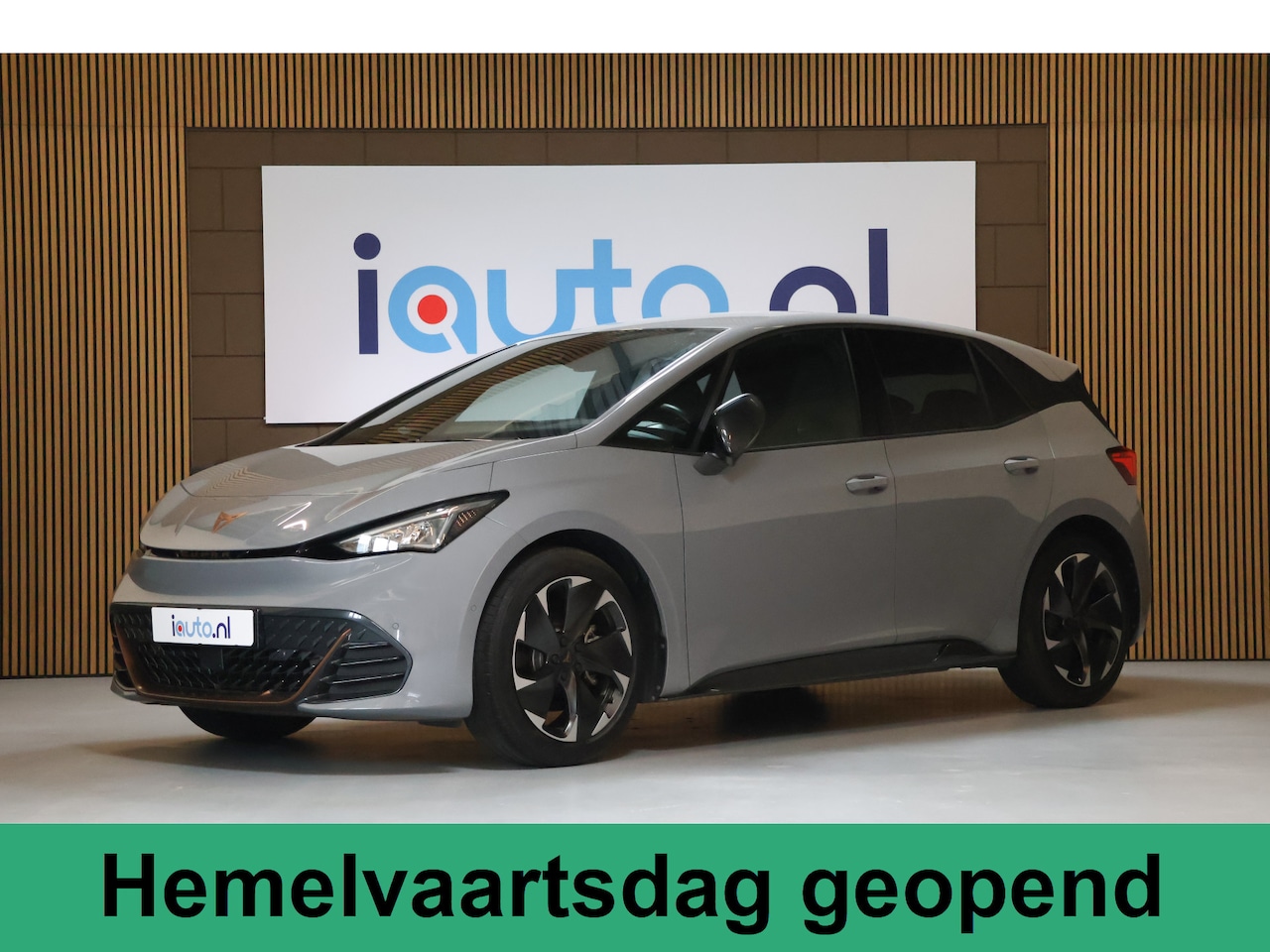 CUPRA Born - Adrenaline 62 kWh 231PK/LED Plus/Winterpakket/Dodehoek/Camera/Keyless/ACC/19"/ - AutoWereld.nl
