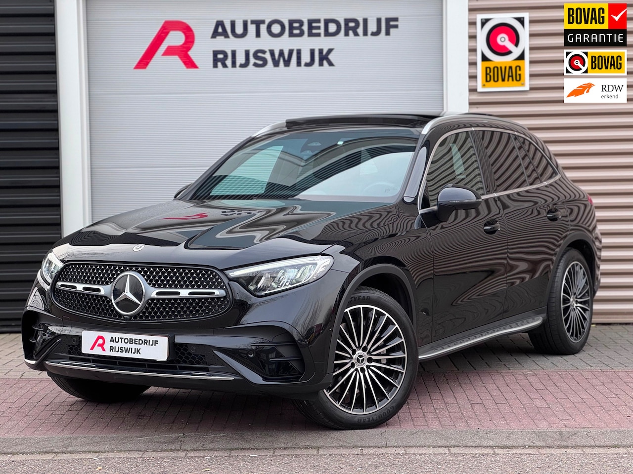 Mercedes-Benz GLC-klasse - 200 4MATIC AMG Line Pano/Memory/Camera - AutoWereld.nl