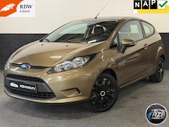Ford Fiesta - 1.25 Titanium Airco Recent groot onderhoud + APK