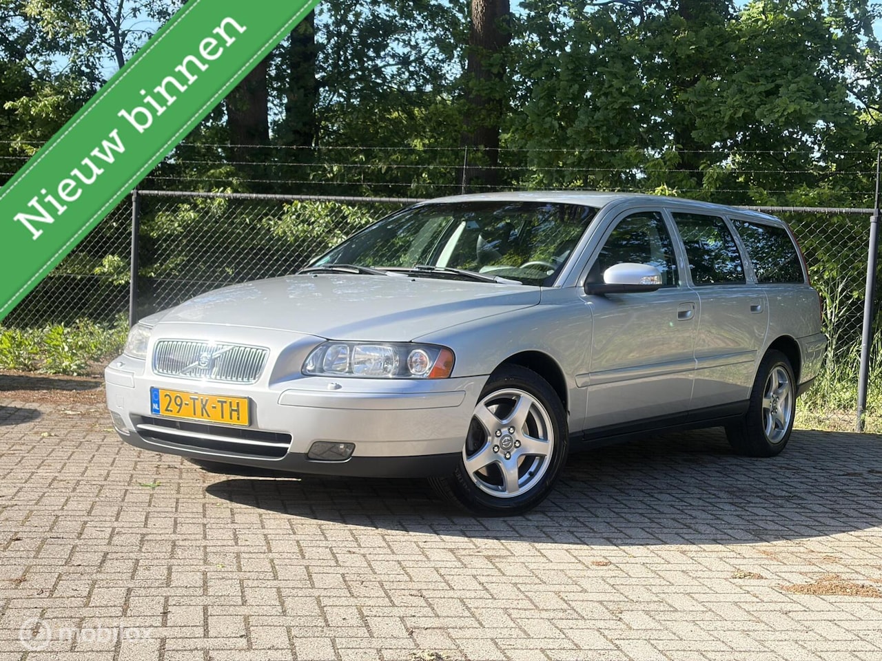 Volvo V70 - 2.0T /1E EIG/ CRUISE/ TRKHK/AIRCO/ NAP/PDC/LEDER/ - AutoWereld.nl