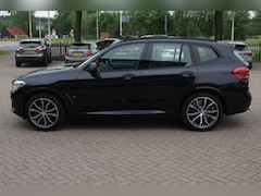 BMW X3 - xDrive30e High Exe. M Sport / Panoramadak / Camera / Head-up / Leder / 20'' / DAB / CarPla